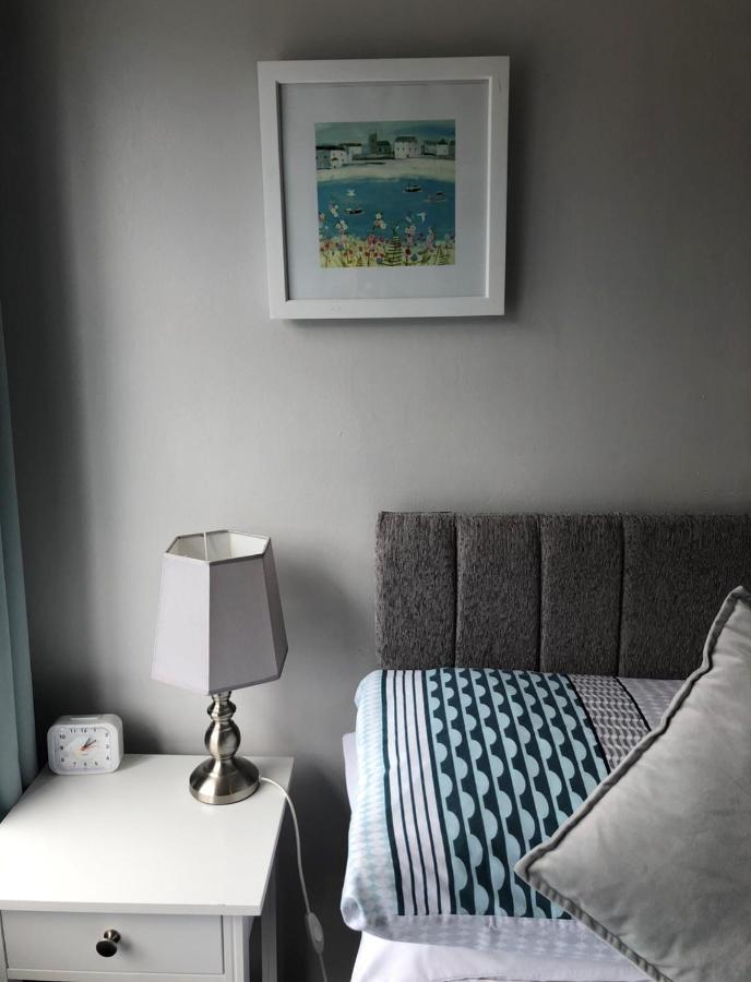 Bridgeside Guest House Лу Екстериор снимка