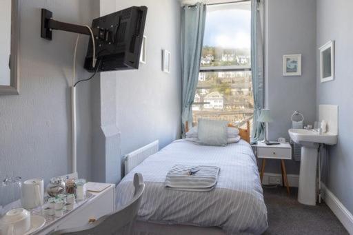 Bridgeside Guest House Лу Екстериор снимка
